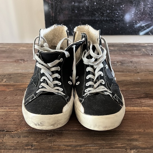 Golden Goose high top sneakers. Size 44 or us 10. Worn a few times. Great shape! - Picture 3 of 6